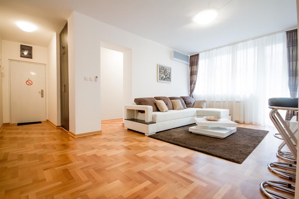 Apartments King Milan, City Center Belgrado Exterior foto
